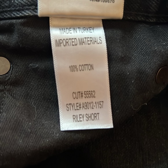 Agolde Riley Short - Picture 5 of 9